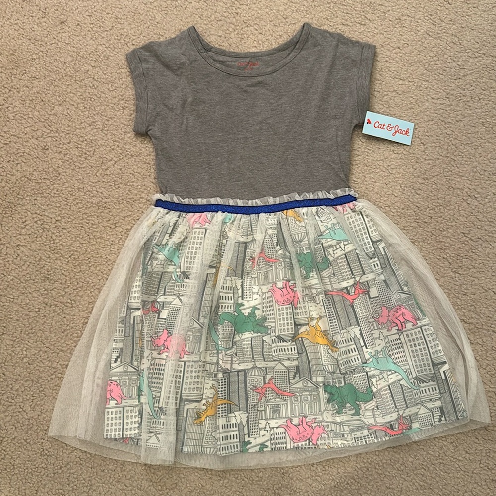 🦖🦕 Cat & Jack girls dress with mesh size 7/8